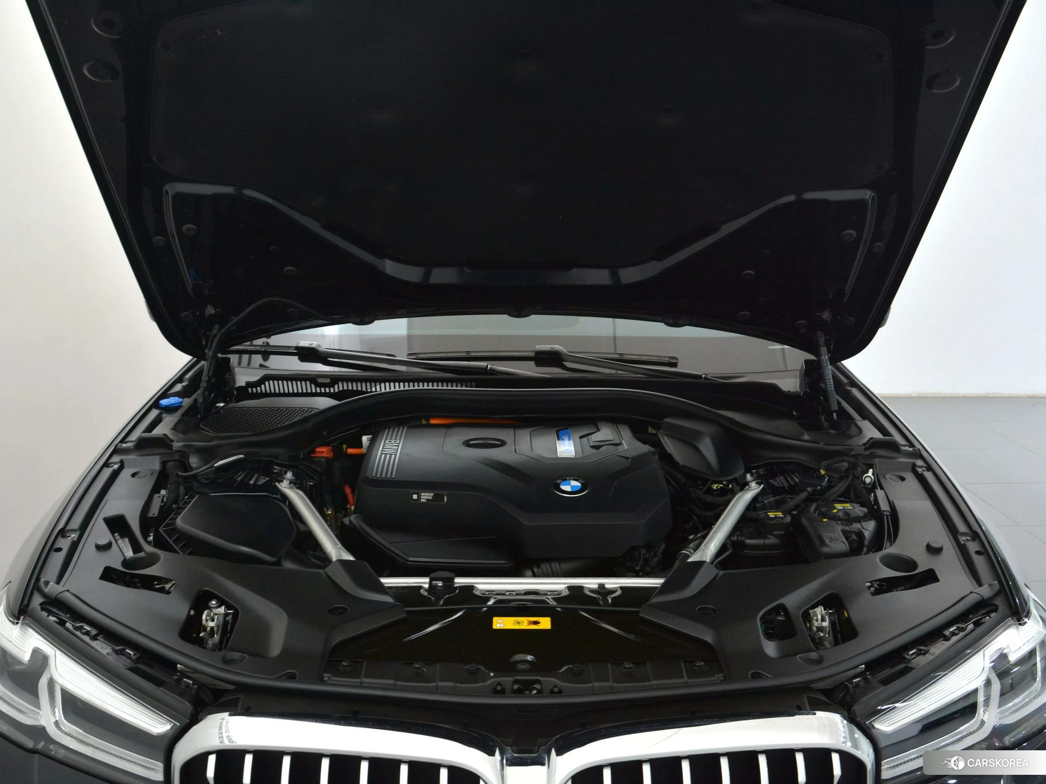 BMW 5 series PHEV 2021 Черный из Китая, фото 5