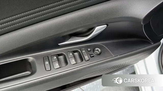 Hyundai Avante Hybrid (CN7) 2022 Белый из Кореи, фото 5