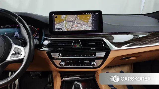 BMW 5 Series (G30) 2021 Черный из Кореи, фото 5