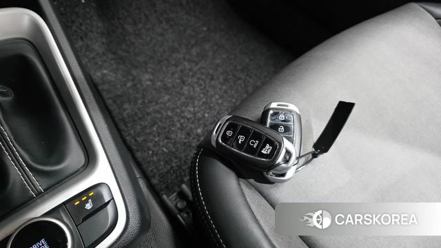 Hyundai Venue 2019 Серый из Кореи, фото 5
