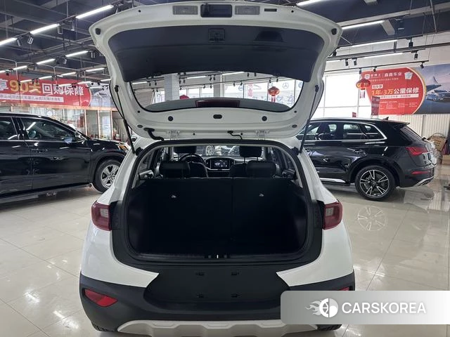 Kia Yi Ran 2022 Белый из Китая, фото 5