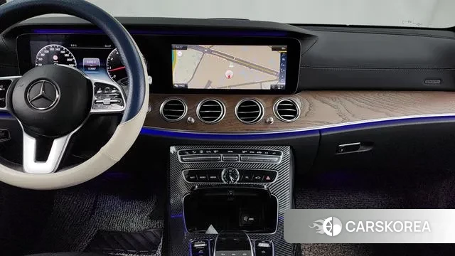 Mercedes-Benz E-Class W213 2019 Белый из Кореи, фото 5