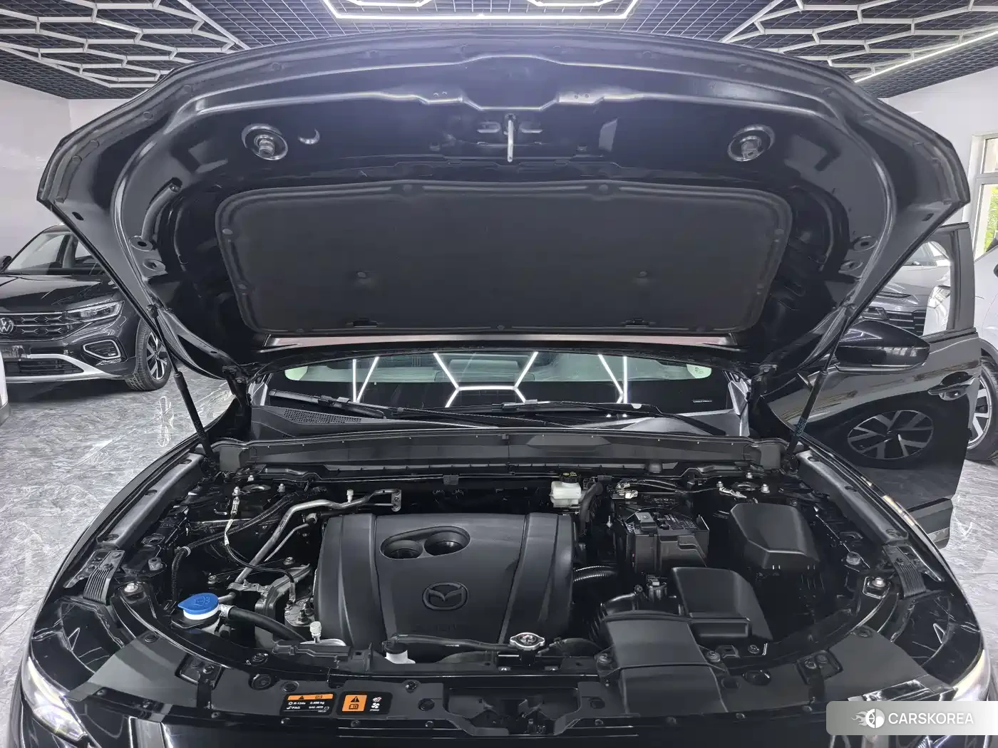 Mazda CX-50 2023 Черный из Китая, фото 5
