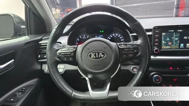 Kia Stonic 2018 Черный из Кореи, фото 5