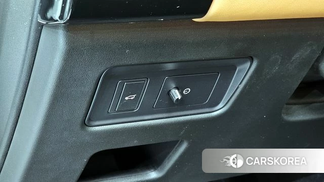 Land Rover Discovery 5 2019 Белый из Кореи, фото 5