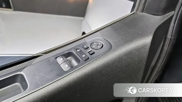 Hyundai Staria 2022 Серебряный из Кореи, фото 5