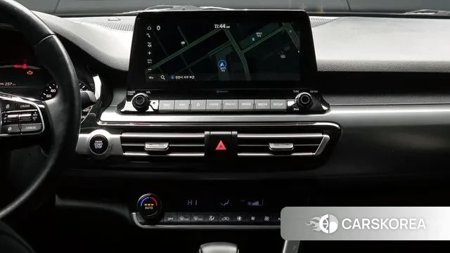 Kia Seltos 2022 Белый из Кореи, фото 5