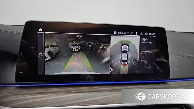 BMW 5 Series (G30) 2020 Белый из Кореи, фото 5