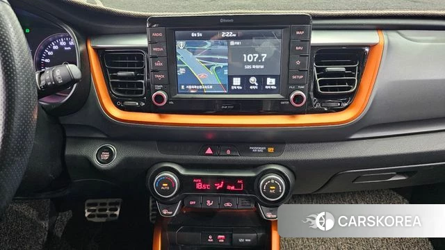 Kia Stonic 2020 Белый из Кореи, фото 5