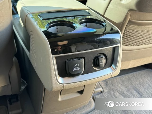 Kia Carnival 4th generation 2022 Белый из Кореи, фото 5