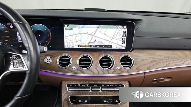 Mercedes-Benz E-Class W213 2021 Черный из Кореи, фото 5