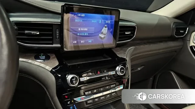 Ford Explorer 6th Generation 2021 Белый из Кореи, фото 5