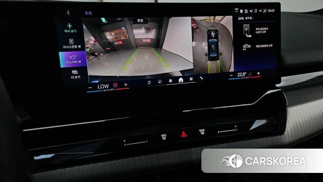 BMW 5 Series (G60) 2026 Черный из Кореи, фото 5