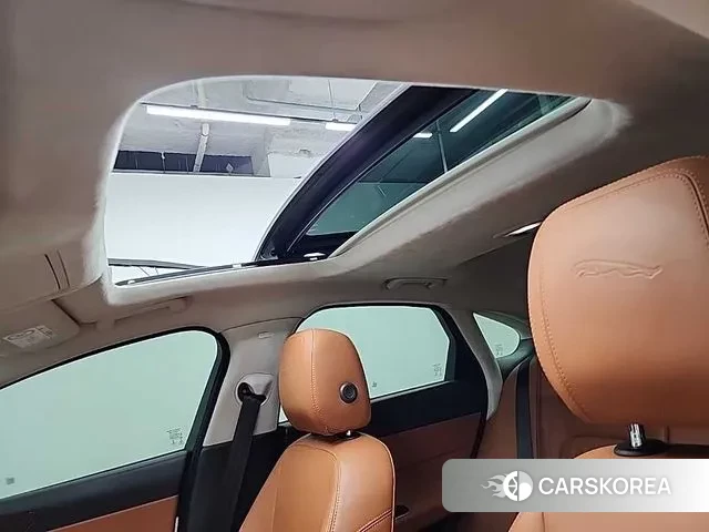 Jaguar XF (X260) 2019 Белый из Кореи, фото 5