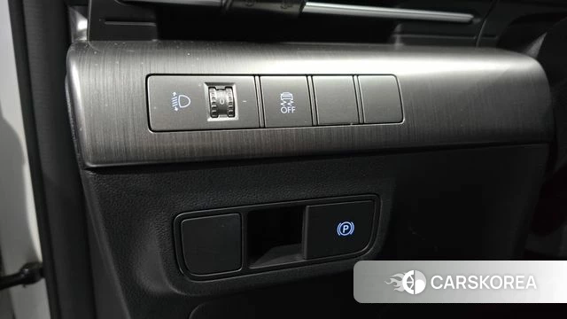 Hyundai Kona (SX2) 2023 Белый из Кореи, фото 5