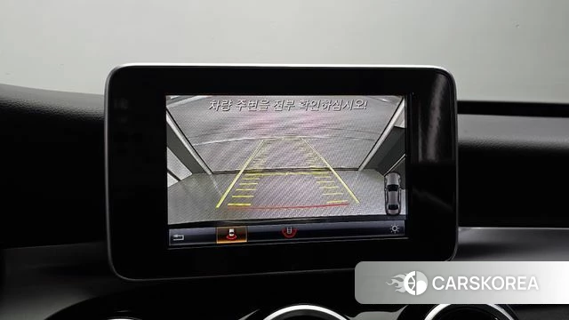 Mercedes-Benz C-Class W205 2018 Черный из Кореи, фото 5