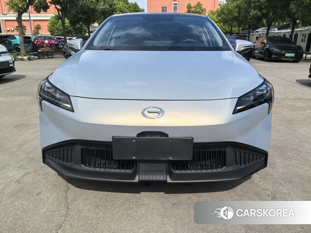 Aian AION S 2022 Серебристо-серый из Китая, фото 5