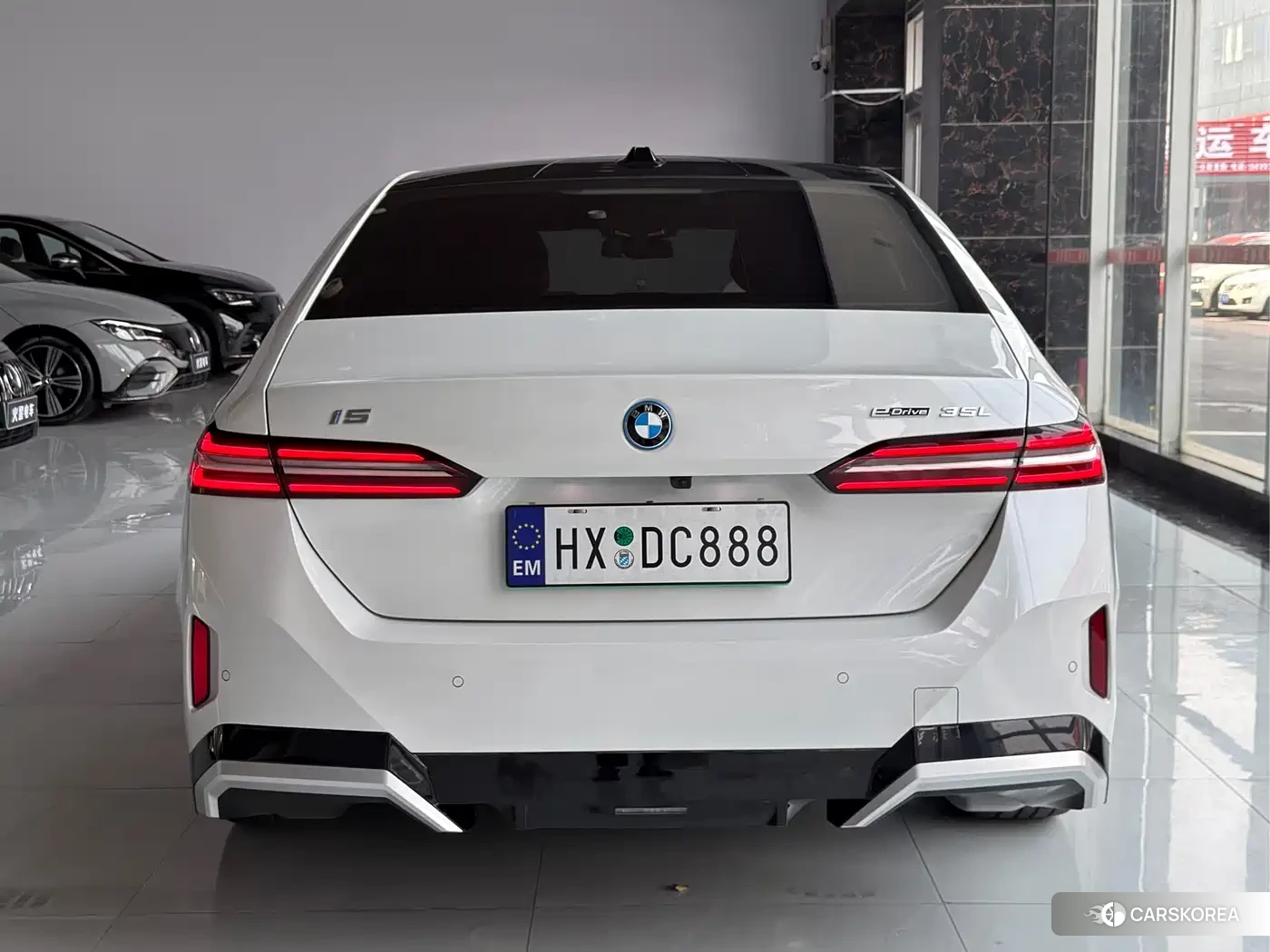 BMW i5 2025 Белый из Китая, фото 5