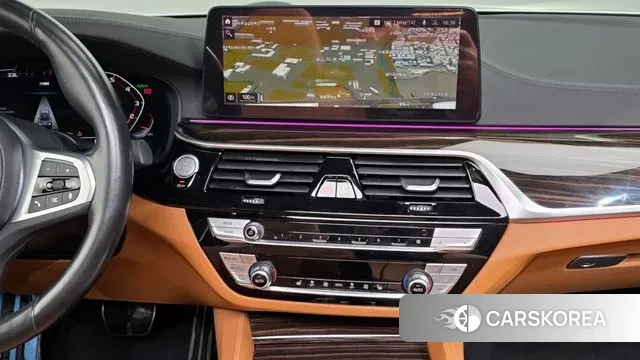 BMW 5 Series (G30) 2022 Белый из Кореи, фото 5