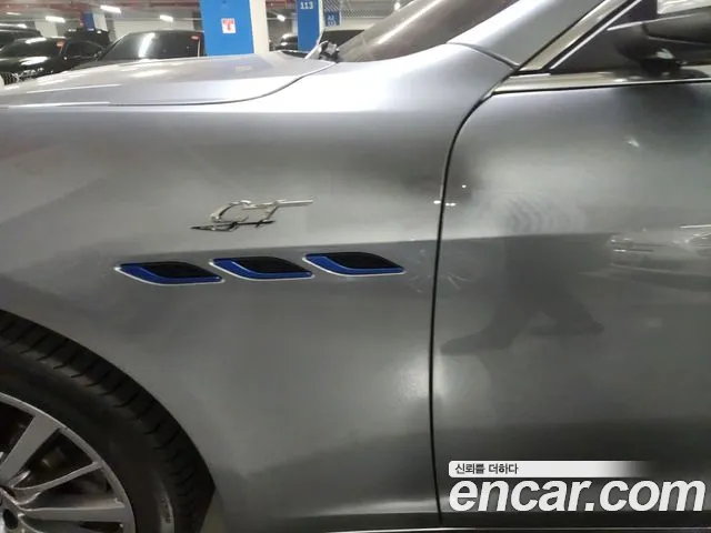 Maserati Ghibli 2022 Серебристо-серый из Кореи, фото 5