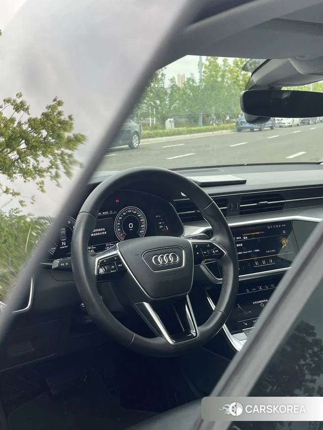 Audi A7 2021 Черный из Китая, фото 5