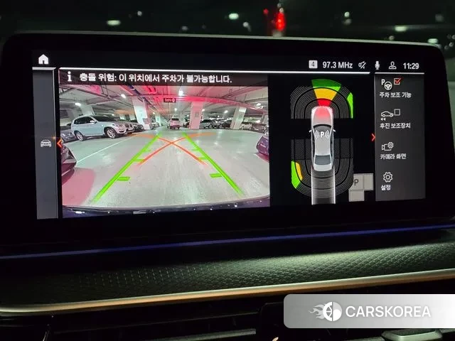 BMW 5 Series (G30) 2022 Черный из Кореи, фото 5