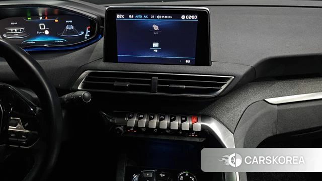 Peugeot 3008 second generation 2018 Белый из Кореи, фото 5