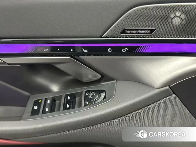 BMW 5 series 2025 Черный из Китая, фото 5