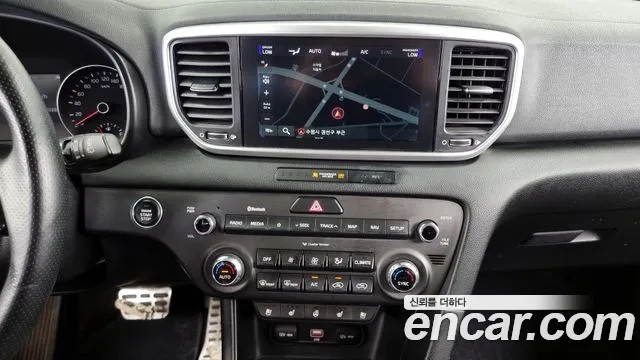 Kia Sportage The Bold 2021 Серебряный из Кореи, фото 5