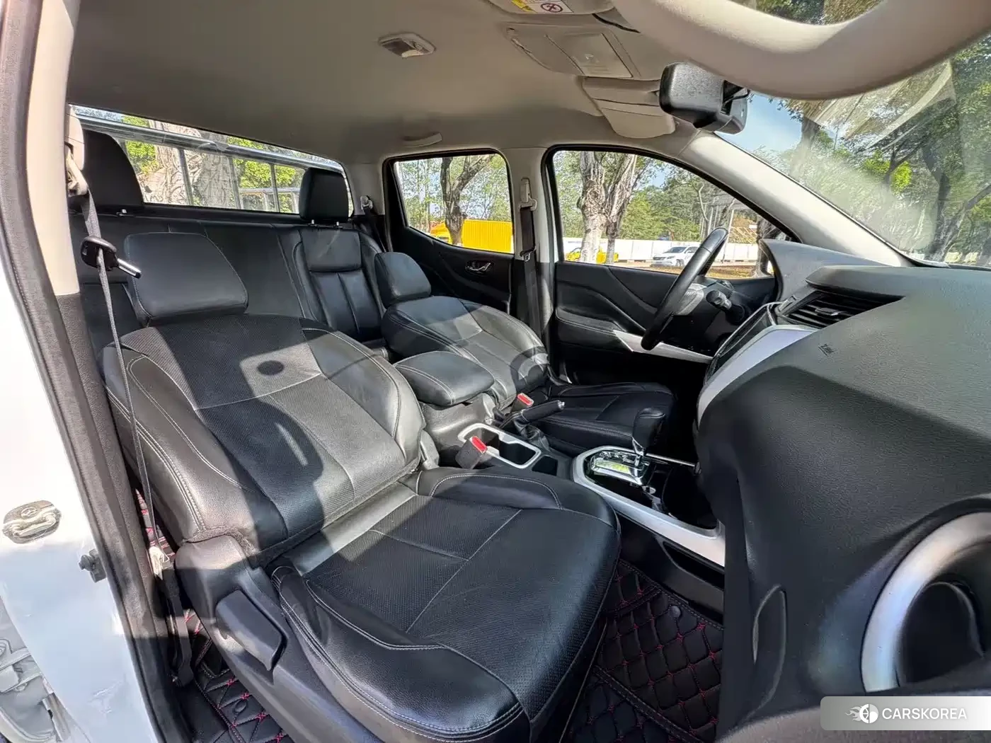 Nissan Navara 2022 Белый из Китая, фото 5