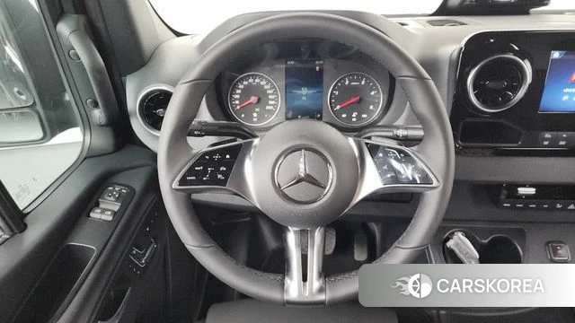 Mercedes-Benz Sprinter 2025 Черный из Кореи, фото 5