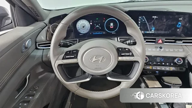 Hyundai The New Avante (CN7) 2024 Серый из Кореи, фото 5