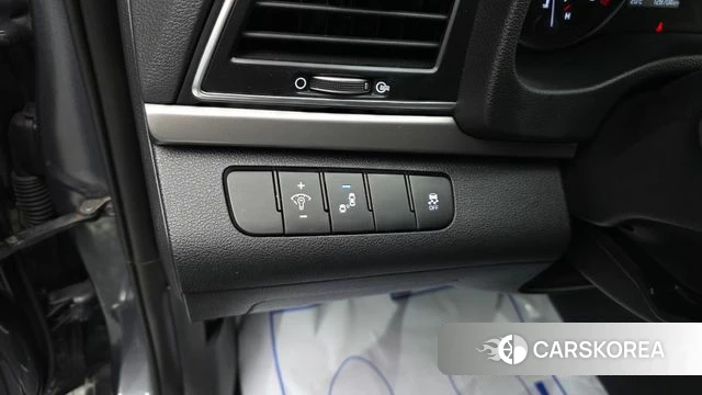 Hyundai Avante AD 2018 Серый из Кореи, фото 5