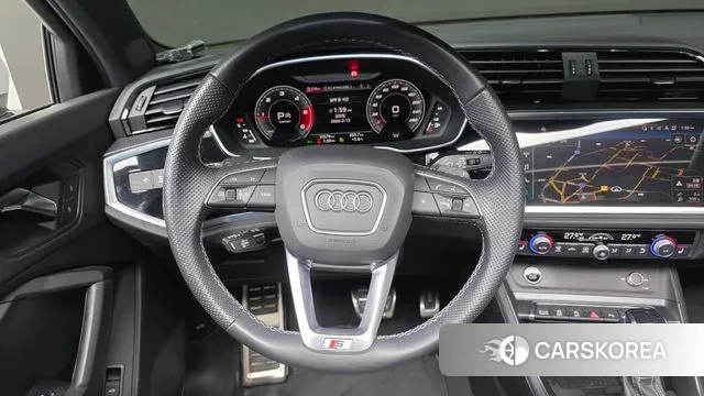 Audi Q3 (F3) 2023 Белый из Кореи, фото 5