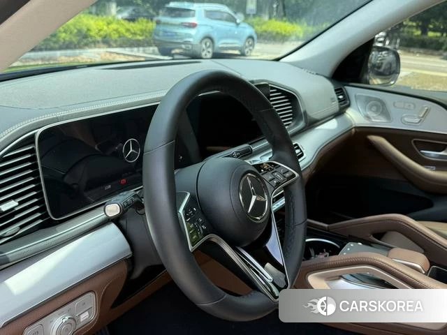 Mercedes-Benz GLE (import) 2023 Черный из Китая, фото 5