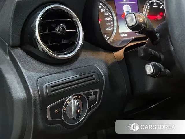 Mercedes-Benz C-Class W205 2018 Серый из Кореи, фото 5