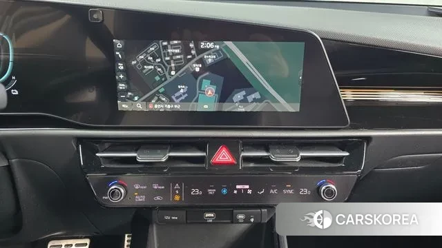 Kia Di Ol Nu Niro 2022 Белый из Кореи, фото 5