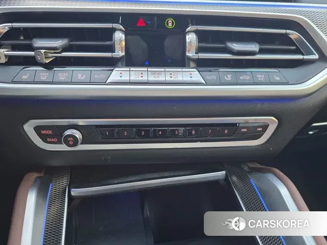 BMW X6 (G06) 2022 Белый из Кореи, фото 5