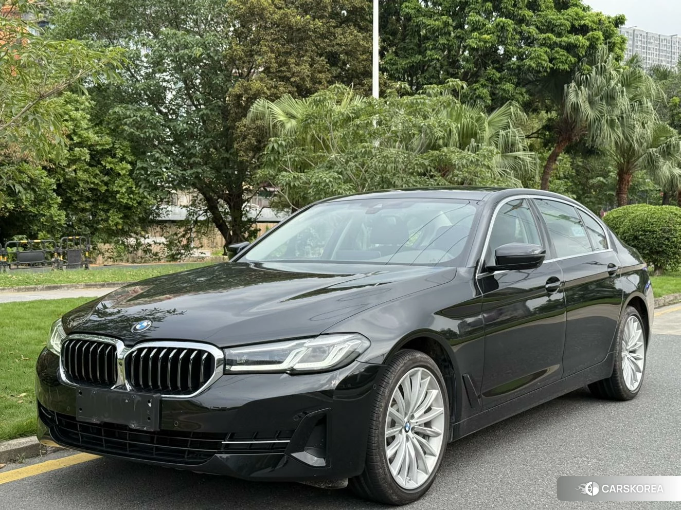 BMW 5 series 2021 Черный из Китая, фото 5