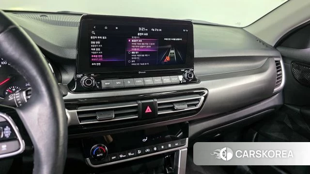 Kia Seltos 2021 Синий из Кореи, фото 5