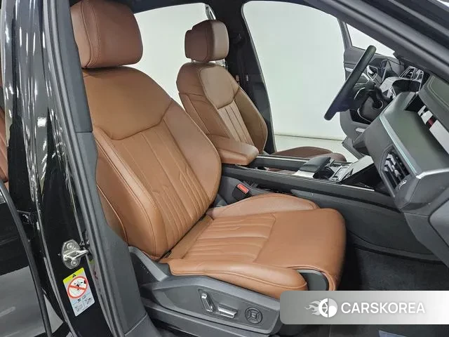 Audi e-Tron 2023 Черный из Кореи, фото 5