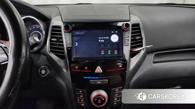 Ssangyong Tivoli Armor 2018 Белый из Кореи, фото 5