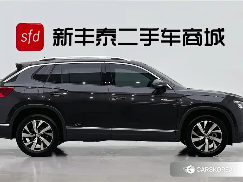 Volkswagen Tayron 2022 Черный из Китая, фото 5