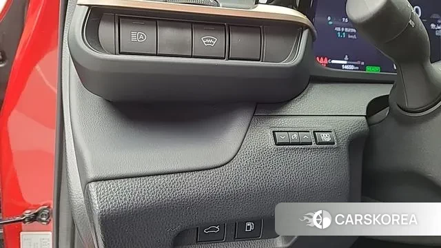 Toyota Crown Crossover 2023 Красный из Кореи, фото 5