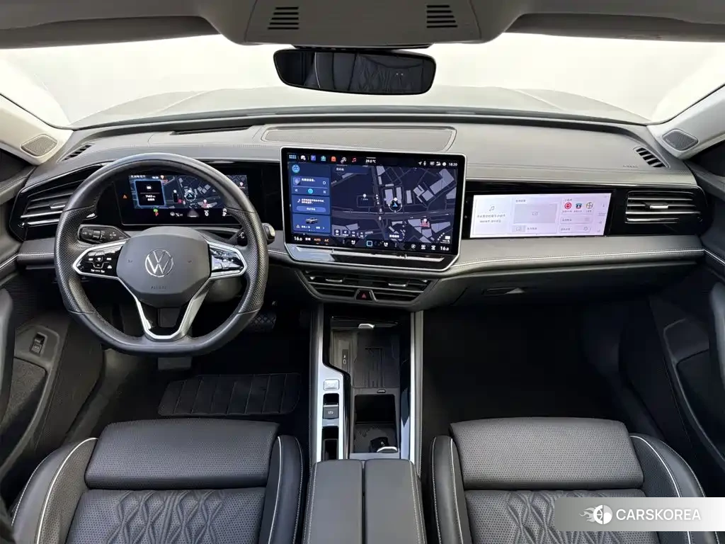 Volkswagen Magotan 2024 Синий из Китая, фото 5