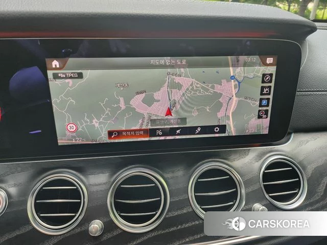 Mercedes-Benz E-Class W213 2020 Белый из Кореи, фото 5
