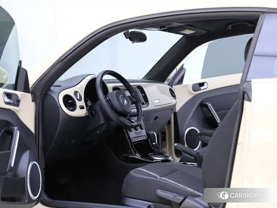 Volkswagen Beetle 2020 Белый из Китая, фото 5