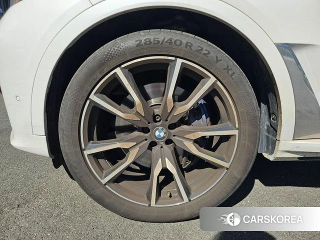 BMW X7 (G07) 2021 Белый из Кореи, фото 5