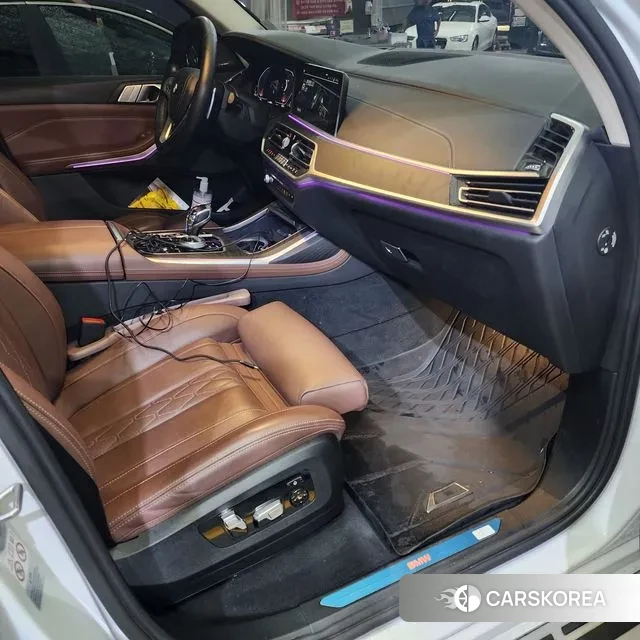 BMW X7 (G07) 2022 Белый из Кореи, фото 5