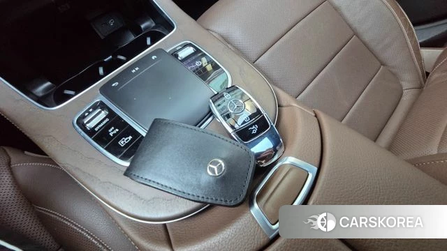 Mercedes-Benz E-Class W213 2021 Белый из Кореи, фото 5
